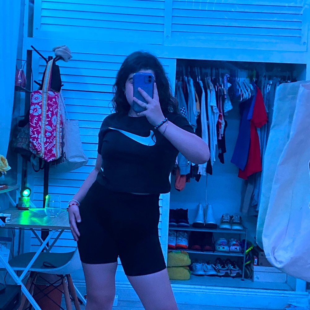Cute trendy Nike crop